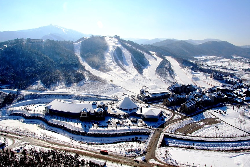 Организаторы Олимпийских игр в Пхёнчхане реализовали 74% билетов