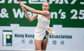 Лопатецкая выбила первую сеяную на пути в четвертьфинал турнира в Гонконге