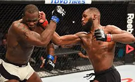 UFC 197. Джонс Джонс и Деметриус Джонсон одерживают уверенные победы