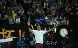 Федерер опять проиграл первый сет, но все равно шагнул в четвертьфинал Australian Open