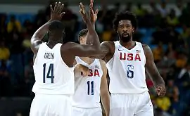 Сборная США первой квалифицировалась в плей-офф баскетбольного турнира