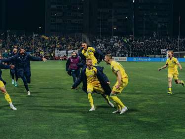 Босния - Украина 1:2. Спастись от провала за три минуты