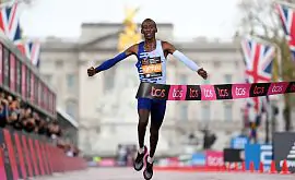 Жахлива трагедія: рекордсмен світу з марафонського бігу загинув у ДТП