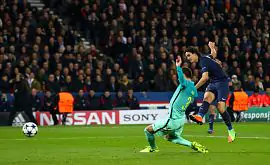 Три гола от именинников и дебютный мяч Дракслера помогли ПСЖ шокировать «Барселону» 