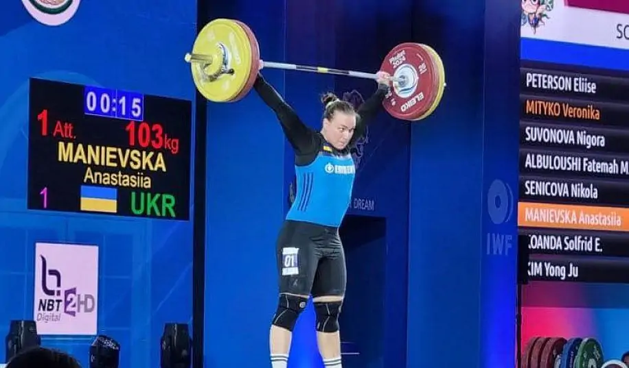 Маневская завоевала три бронзовые медали на этапе Кубка мира по тяжелой атлетике
