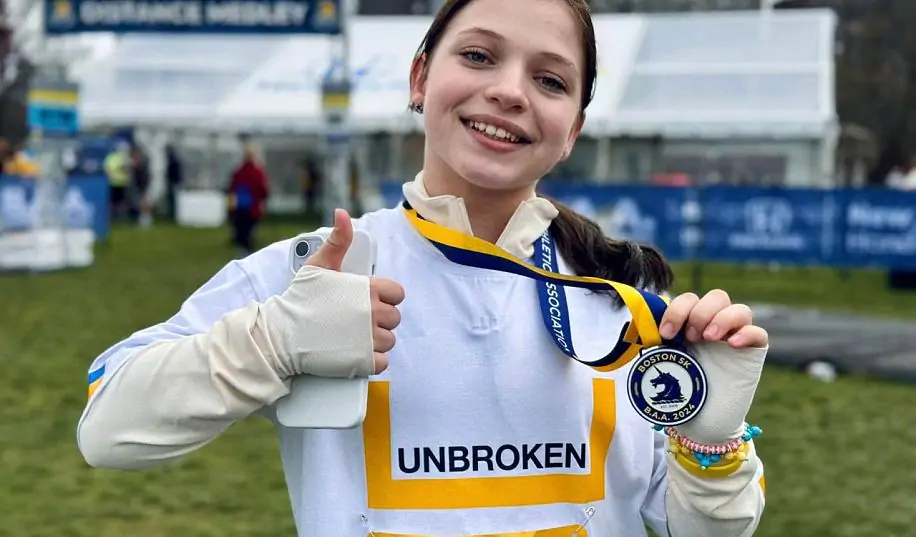 12-летняя украинка приняла участие в Бостонском марафоне: она потеряла ноги в результате ракетного обстрела