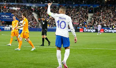 Франция на выезде обыграла Нидерланды, добыв шестую победу подряд