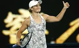 Барти уничтожила очередную соперницу на пути в полуфинал Australian Open