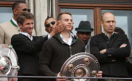 «Бавария» на площади Мюнхена отпраздновала победу в Бундеслиге. Фото