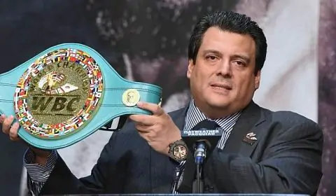 ﻿Ковальчук о санкциях против России: WBC остались верны своему слову, а WBO, IBF и WBA плевали на все это