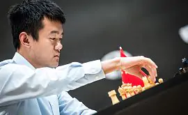 Лижень обыграл россиянина Непомнящего в матче за шахматную корону