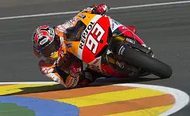 Заключительный день тестов MotoGP: чреда падений и победа Маркеса