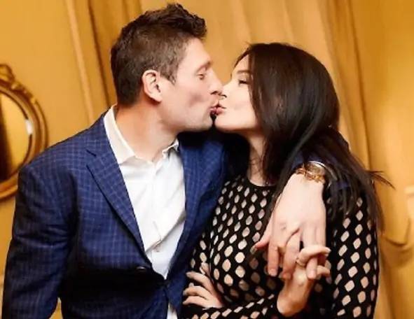 Євген Селезньов та 