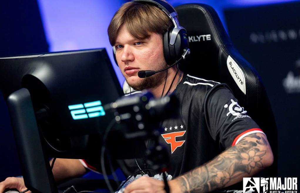Олександр s1mple Костилєв
