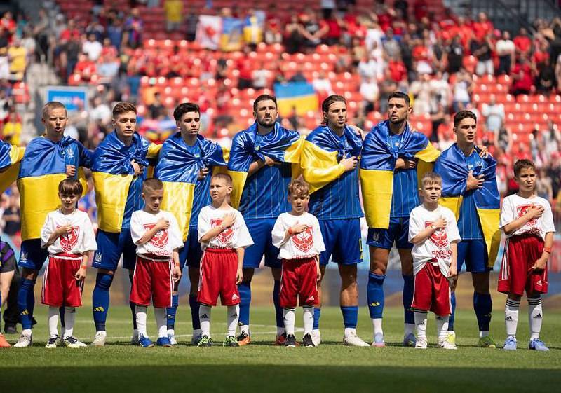 Україна
