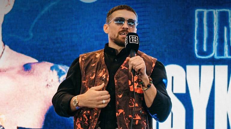 Олександр Усик