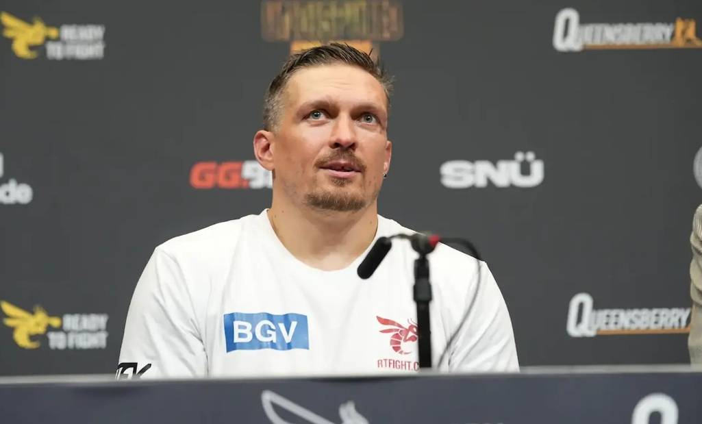 Олександр Усик