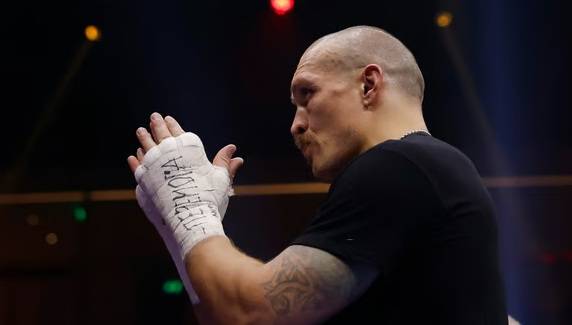 Олександр Усик