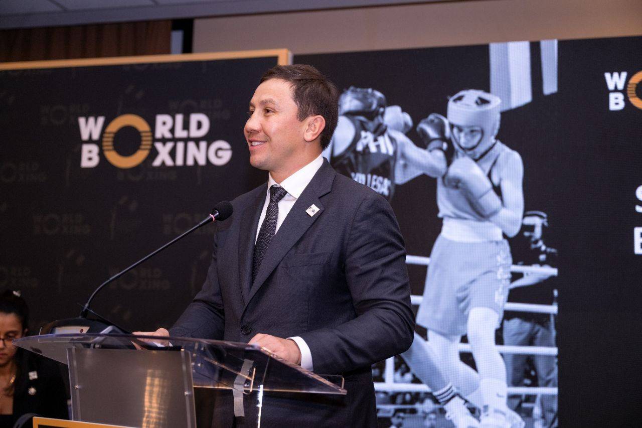 Геннадій Головкін