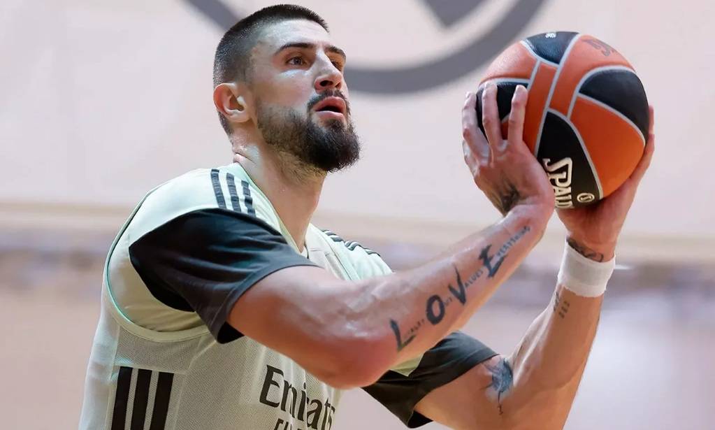 Олексій Лень