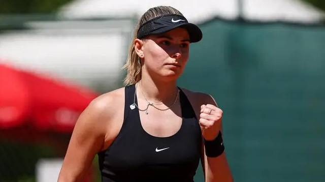 Катаріна Завацька