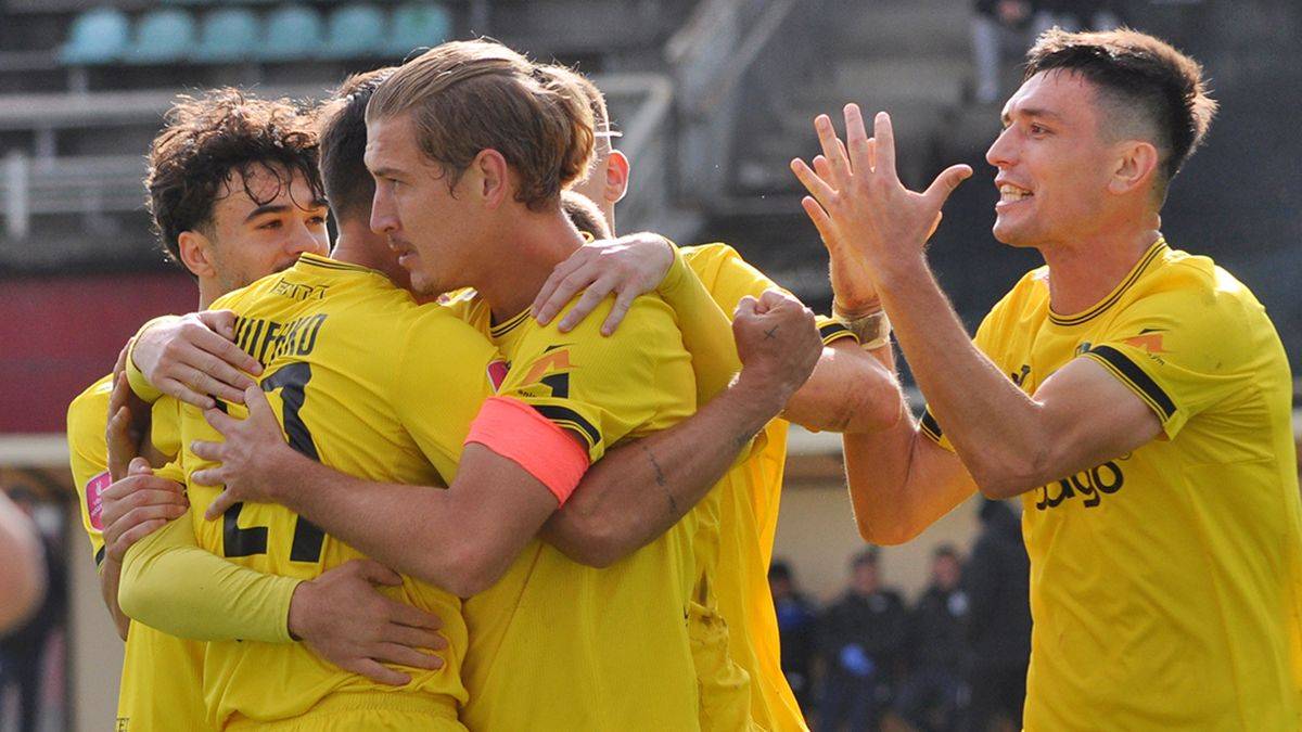 Фото - ФК Прикарпаття-Благо