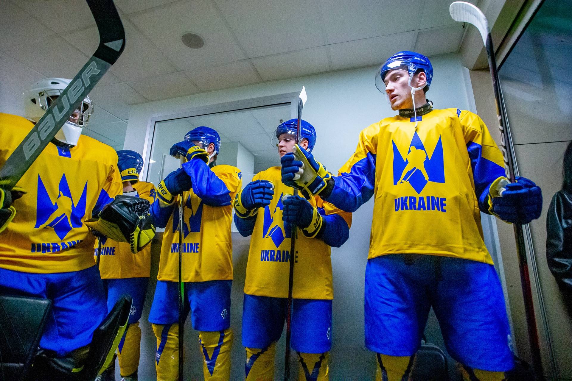 Збірна України з хокею