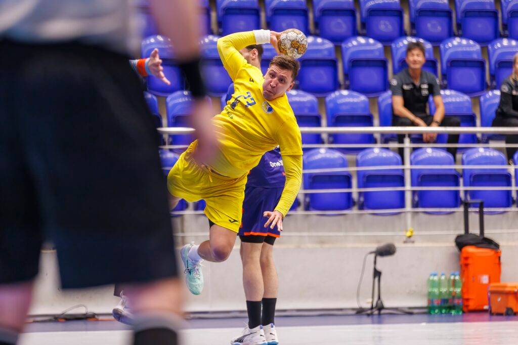 Збірна України з гандболу