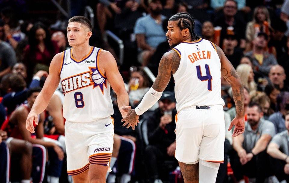 Фінікс Санс