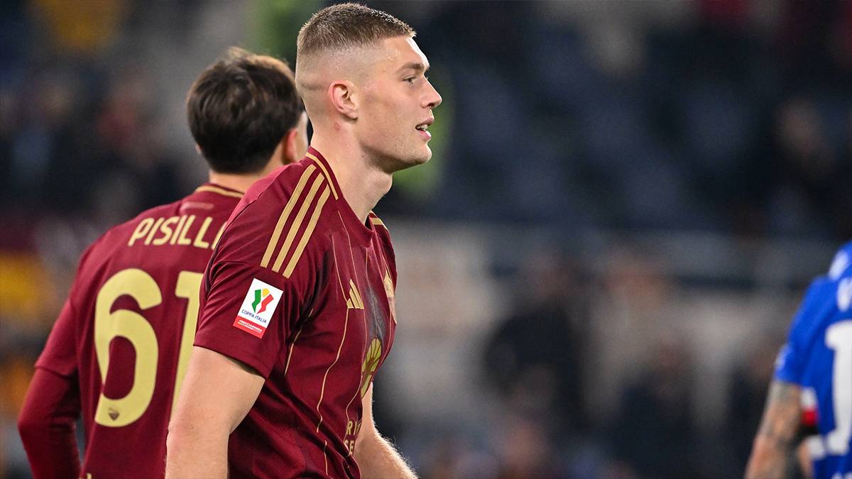 Артем Довбик. Фото: ФК Рома