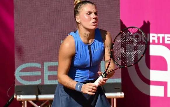 Олександра Олійникова