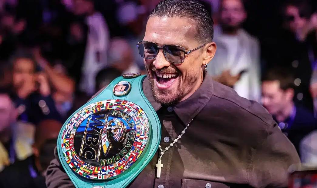 Олександр Усик