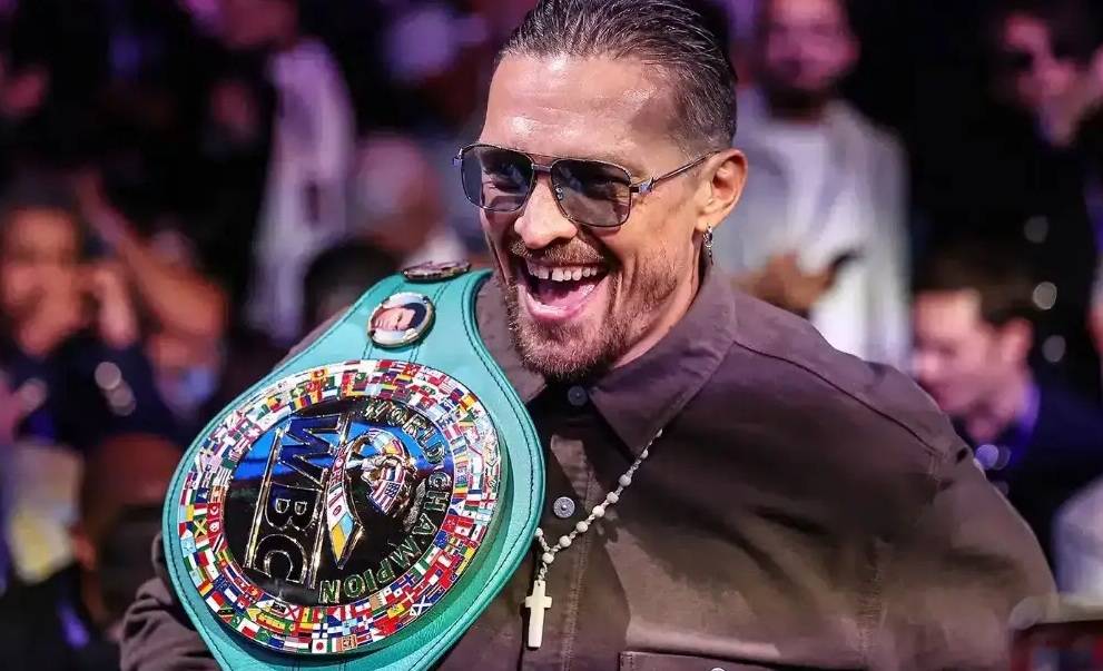 Олександр Усик