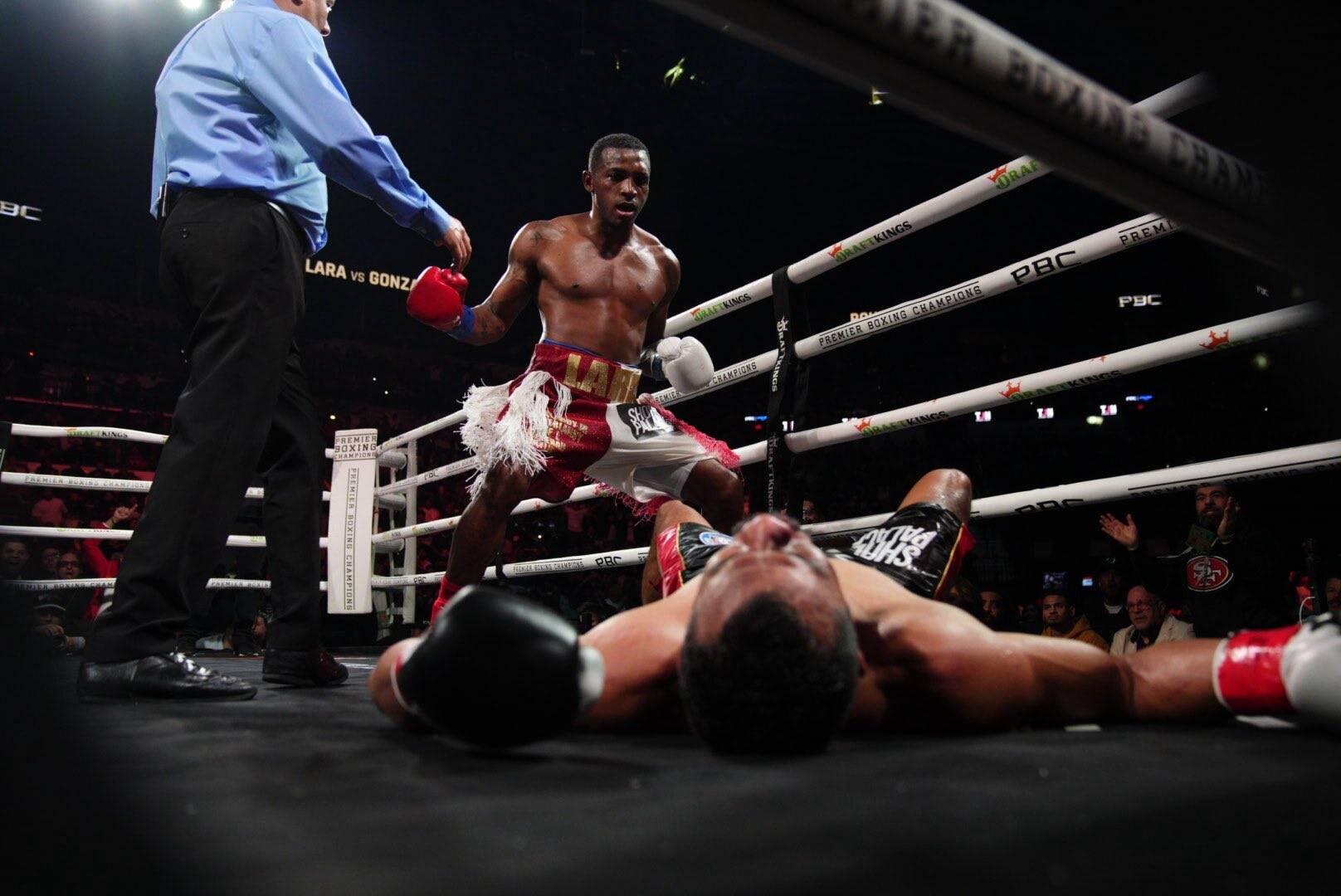 Лара переміг