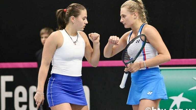 Марта Костюк та Даяна Ястремська