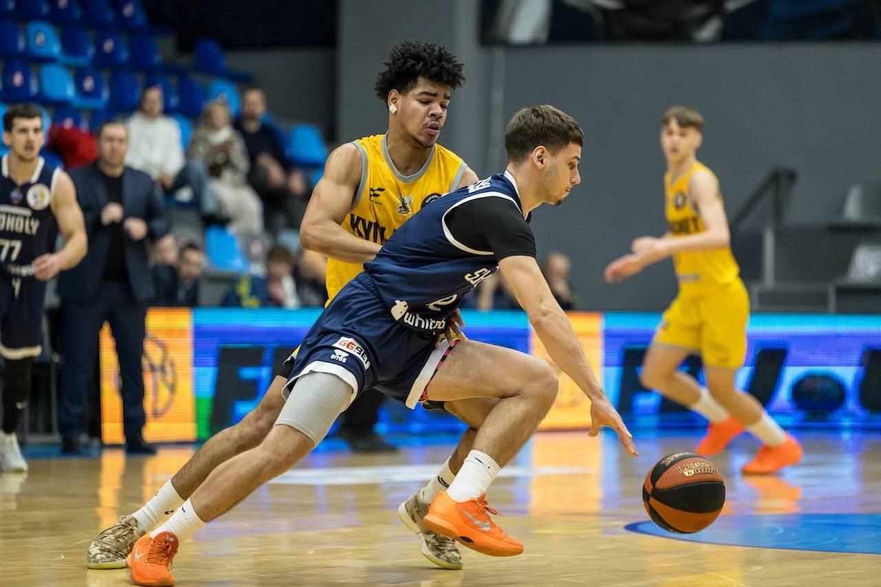 Харківські Соколи і Київ-Баскет