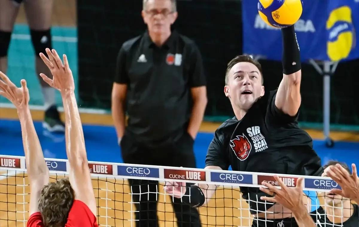 Олег Плотницький