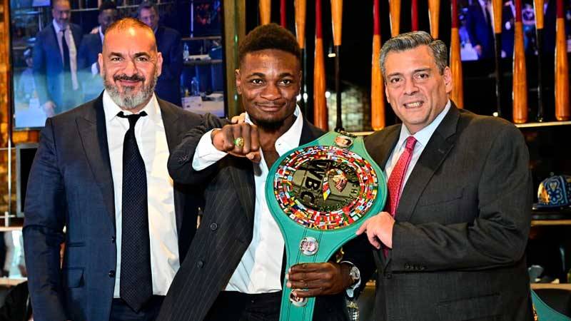 Крістіан Мбіллі