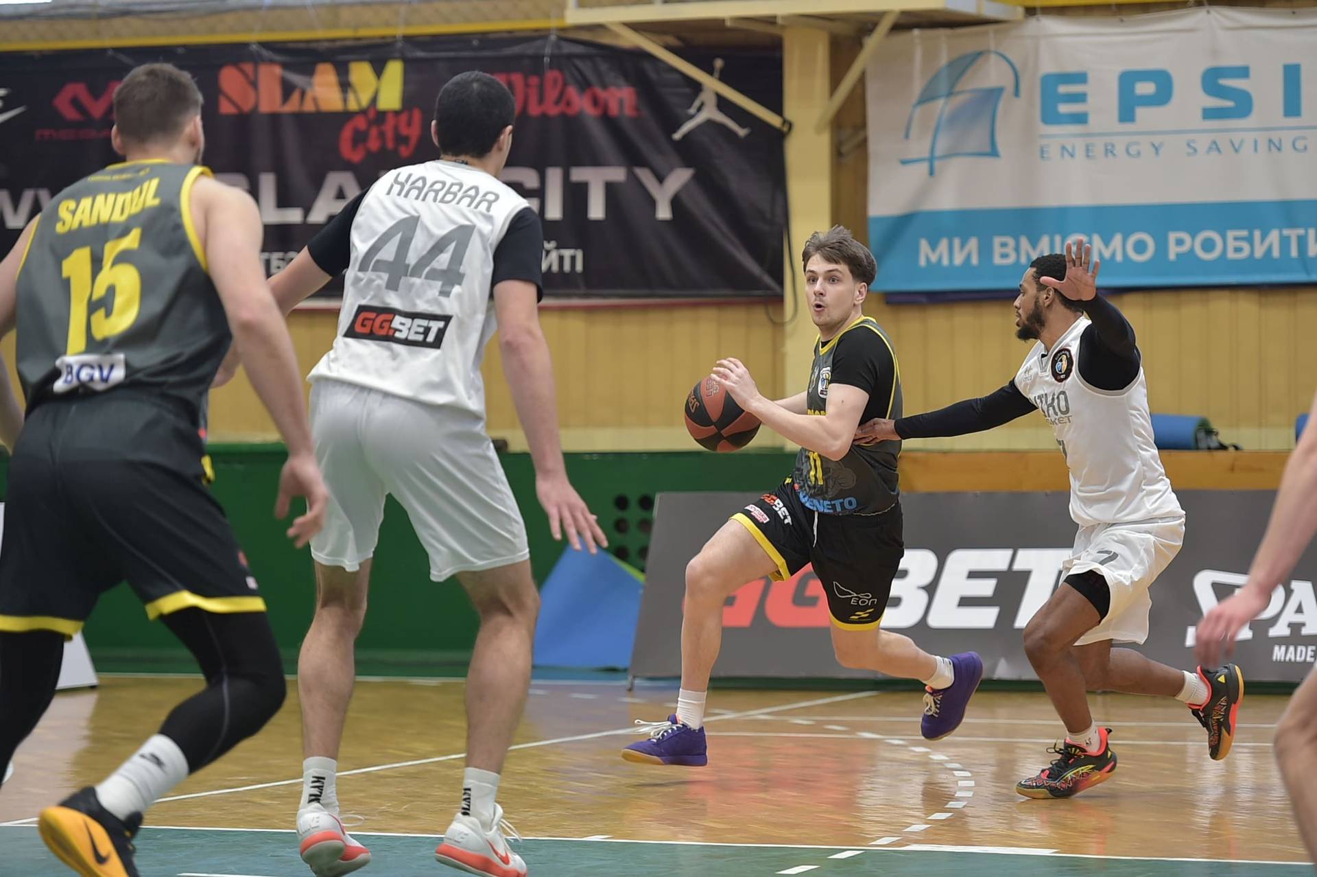 Баскетбольна Суперліга