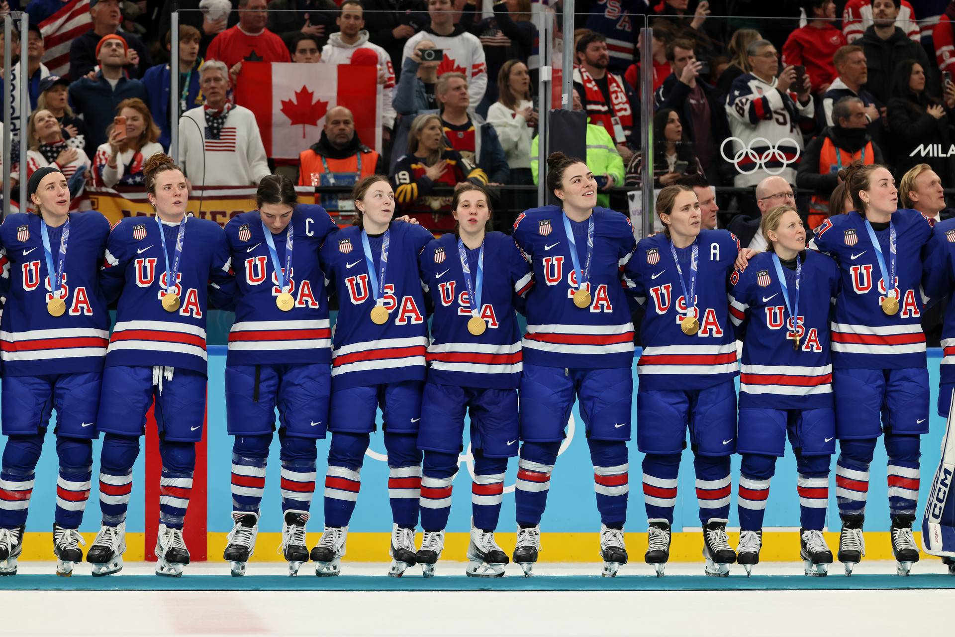 Жіноча збірна США з хокею