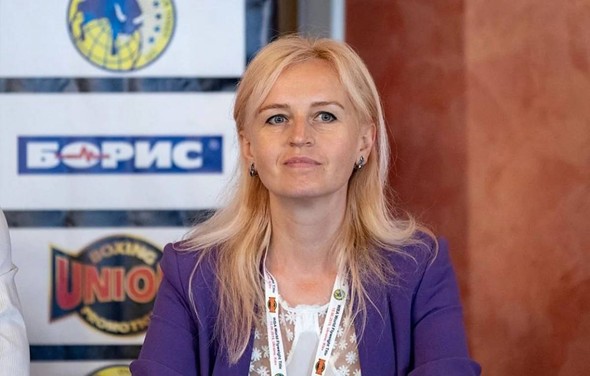 Аліна Шатернікова