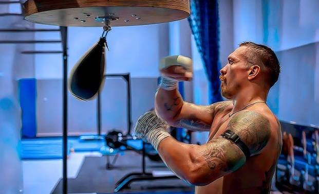 Олександр Усик