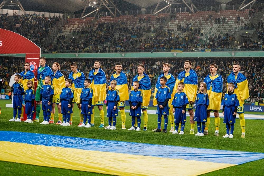 Збірна України з футболу