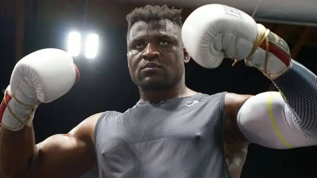 Френсіс Нганну