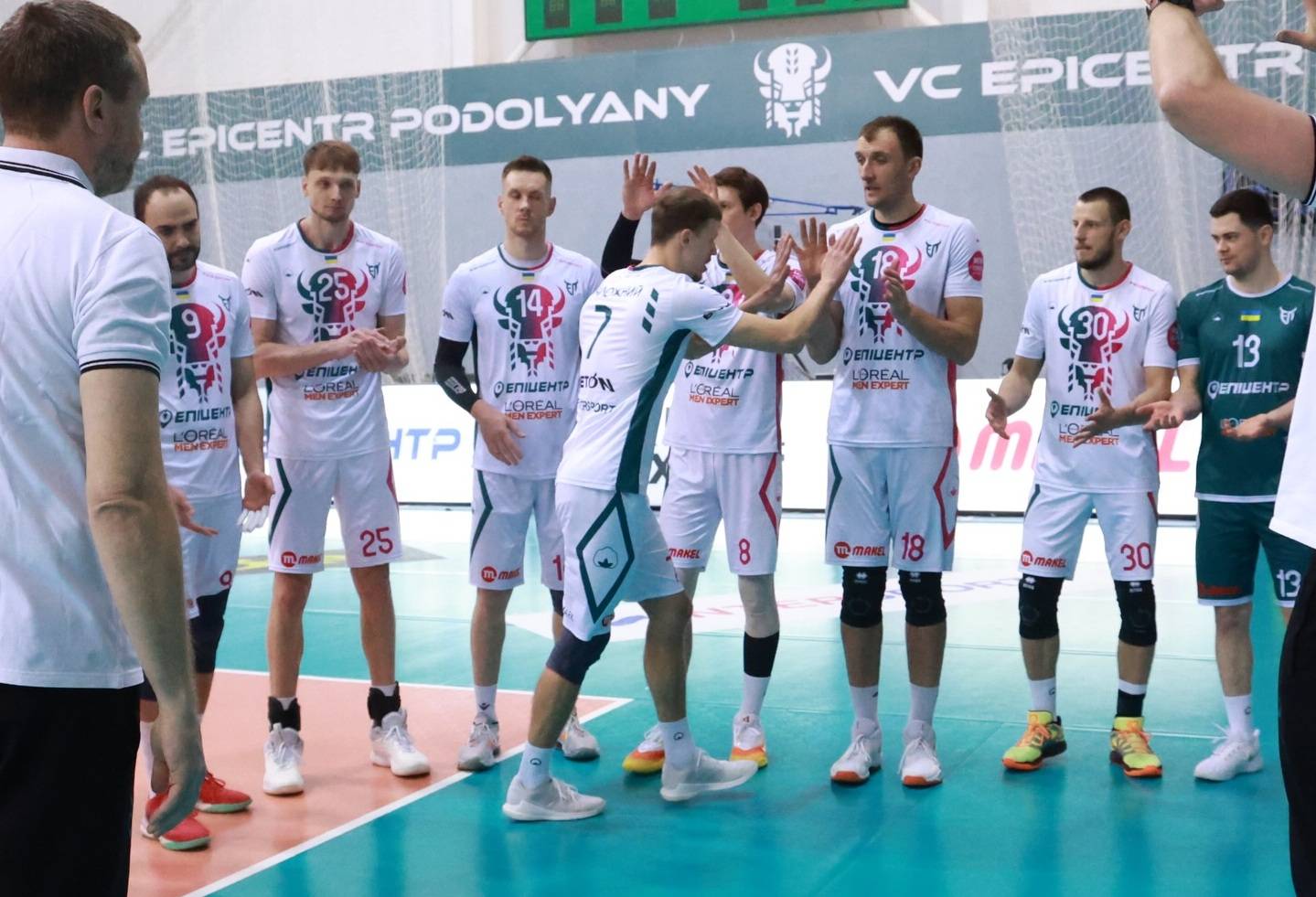 Епіцентр-Подоляни