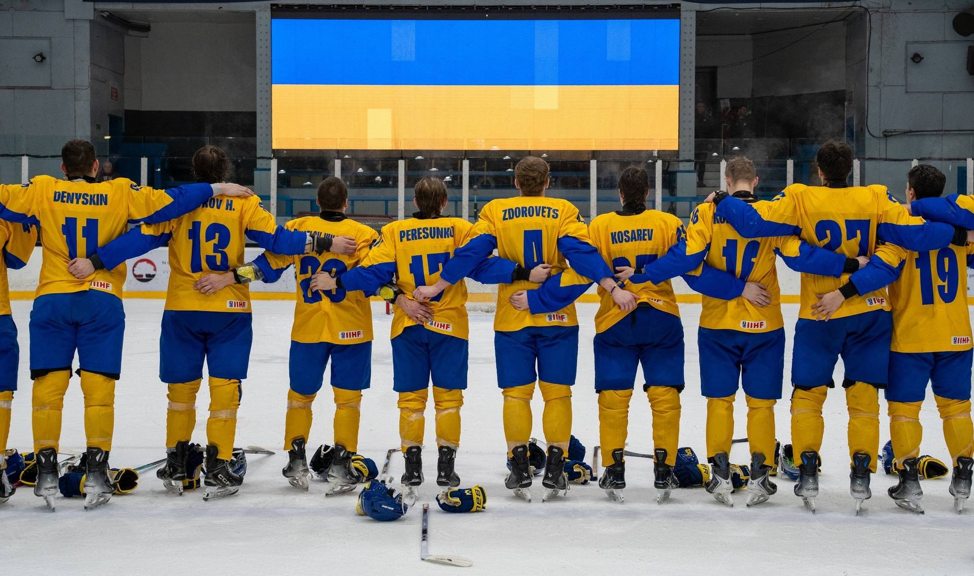 Збірна України з хокею