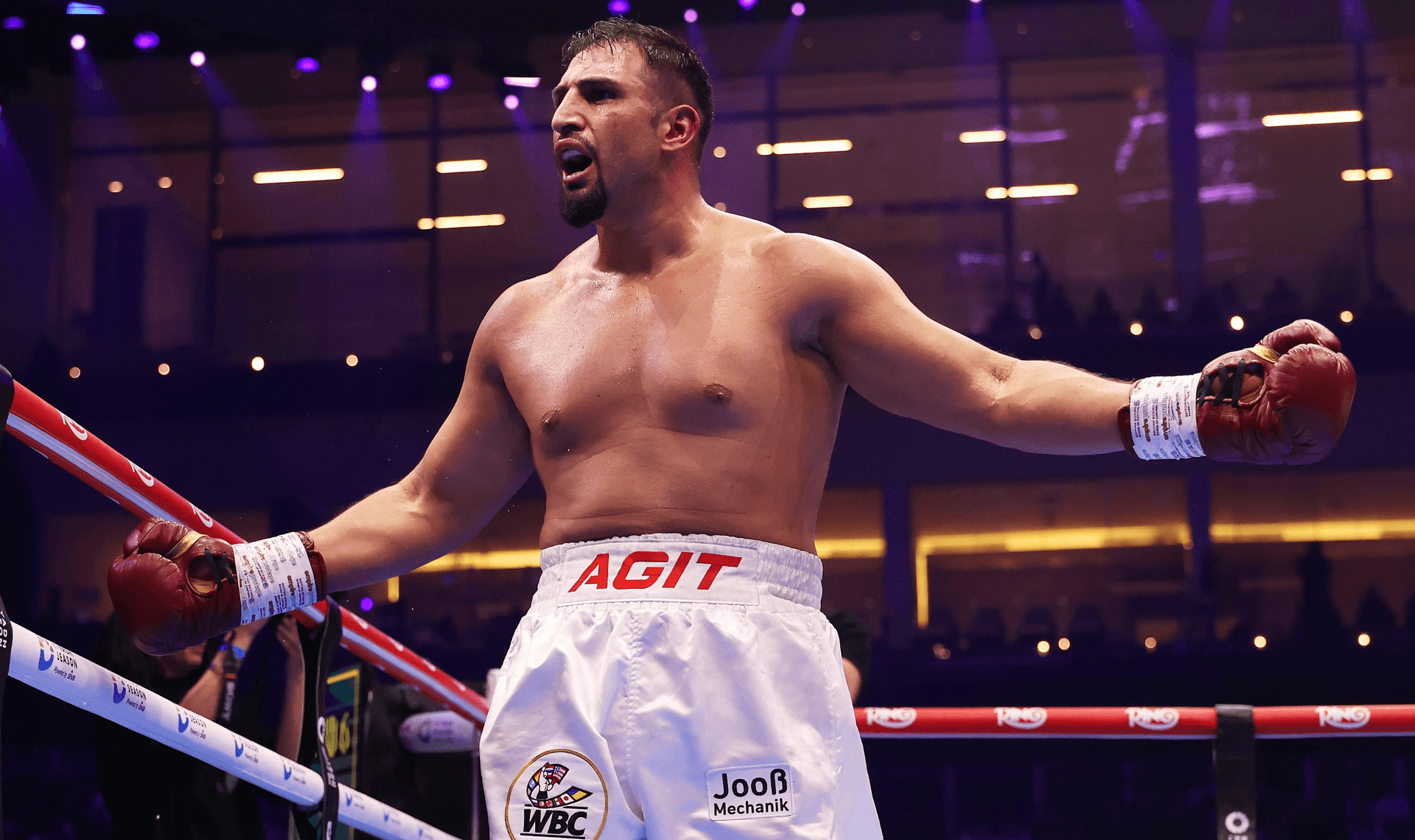 Агіт Кабаєл / Фото - Tapology