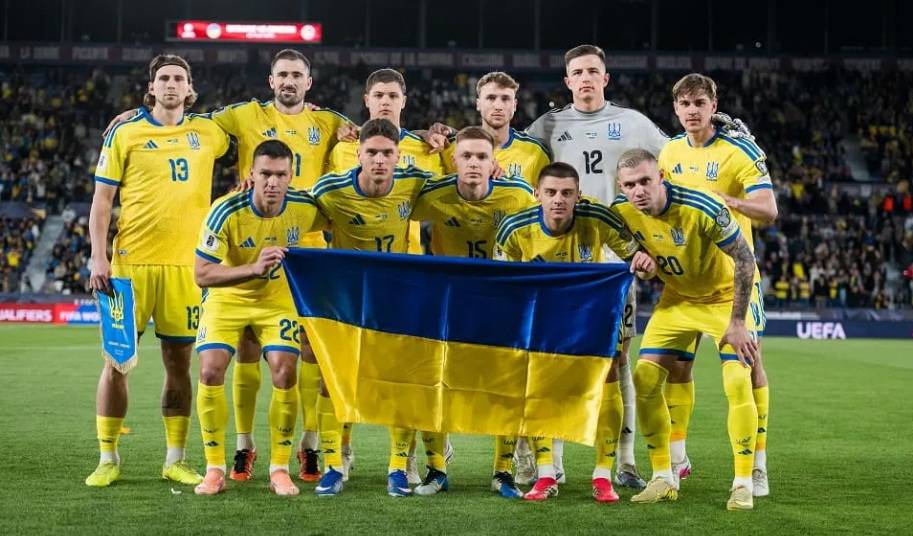 Збірна України з футболу