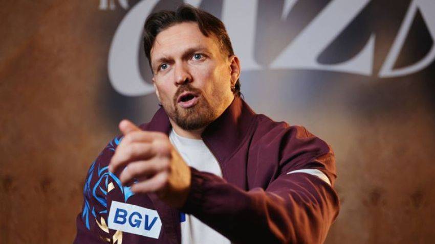 Олександр Усик