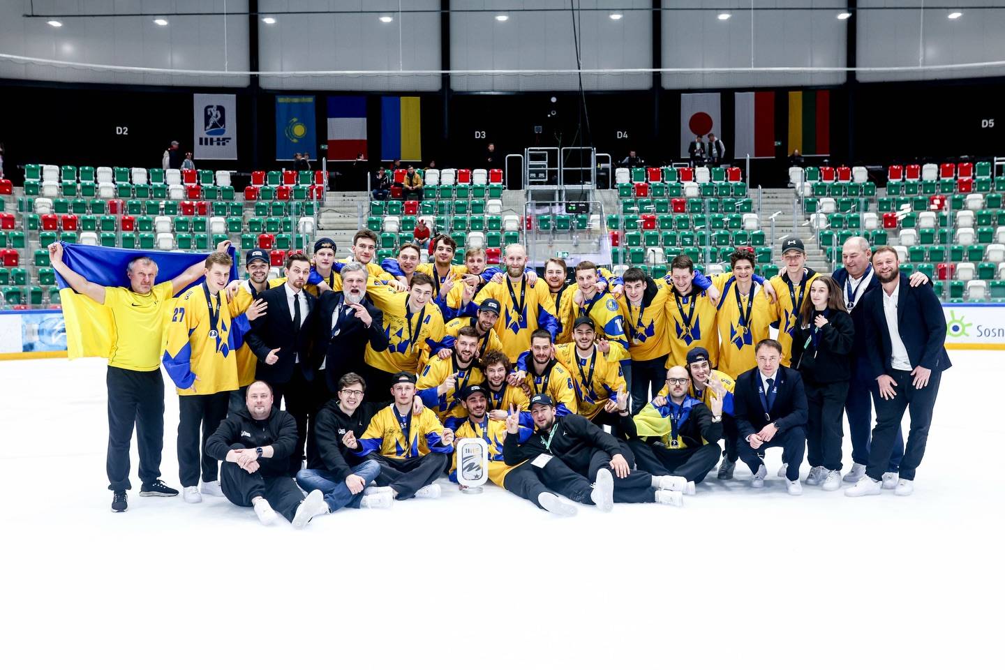 Збірна України з хокею